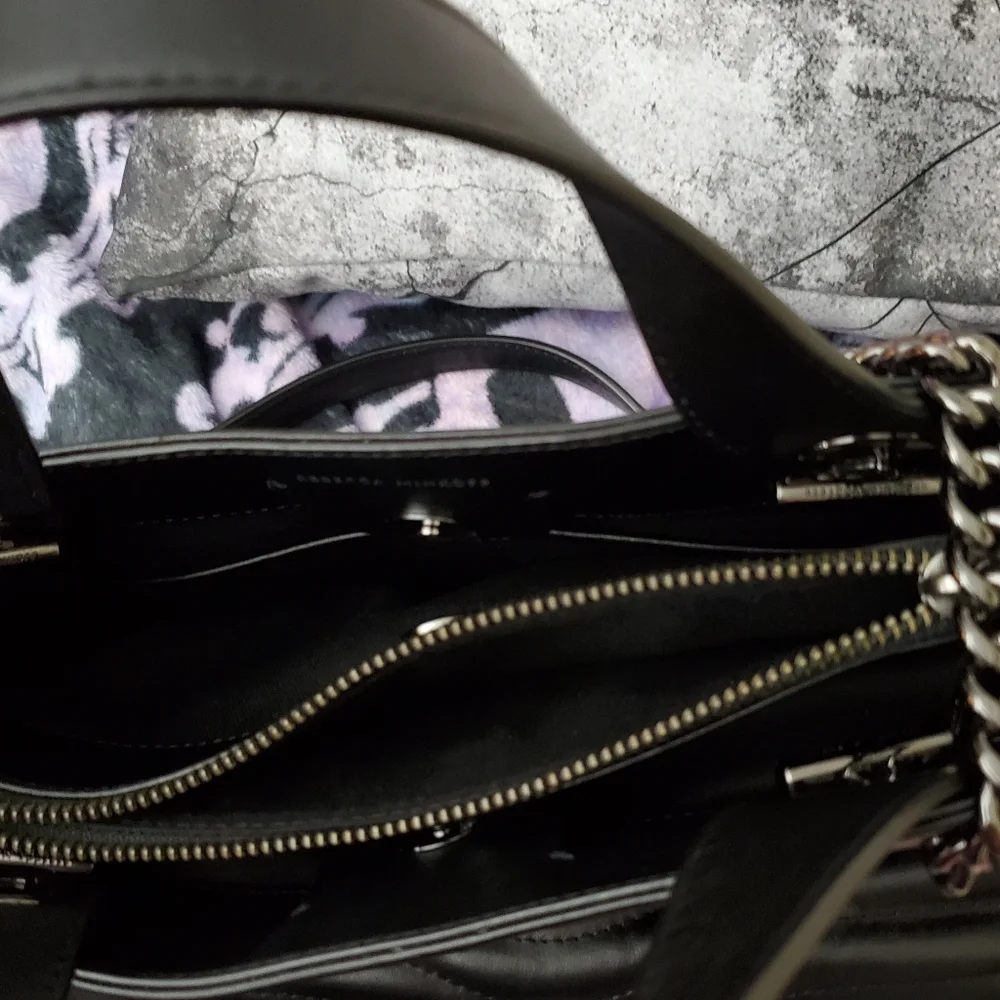 Rebecca Minkoff black quilted leather bag - Picture 9 of 10